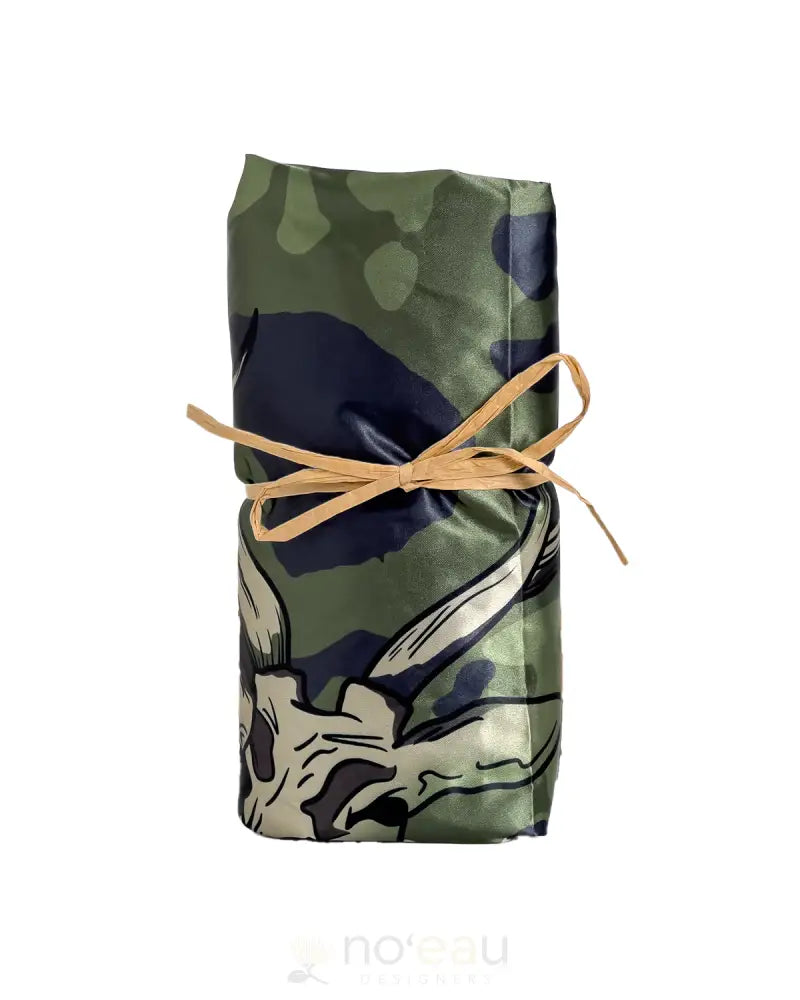 ALL 4 GOD - Table Covers HUNTING CAMO HOME GOODS