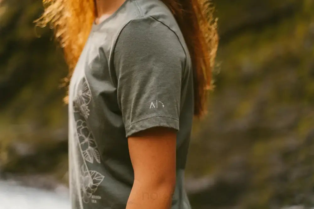 ALOHA KE AKUA - Napua Women's Olive Tee - Noʻeau Designers