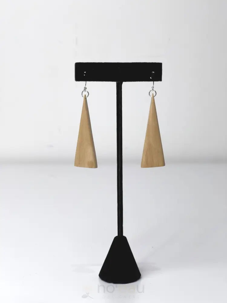 E OLA ANA HAWAII - Aweoweo Earring - Noʻeau Designers