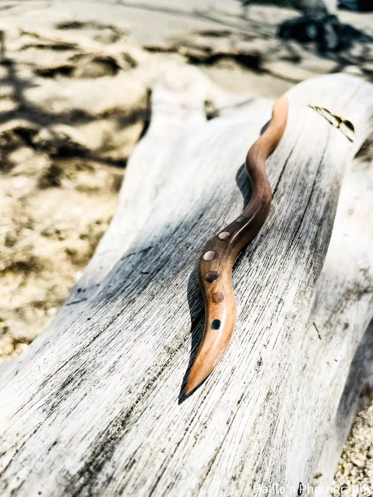 E OLA ANA - Lama Hair Stick - Noʻeau Designers