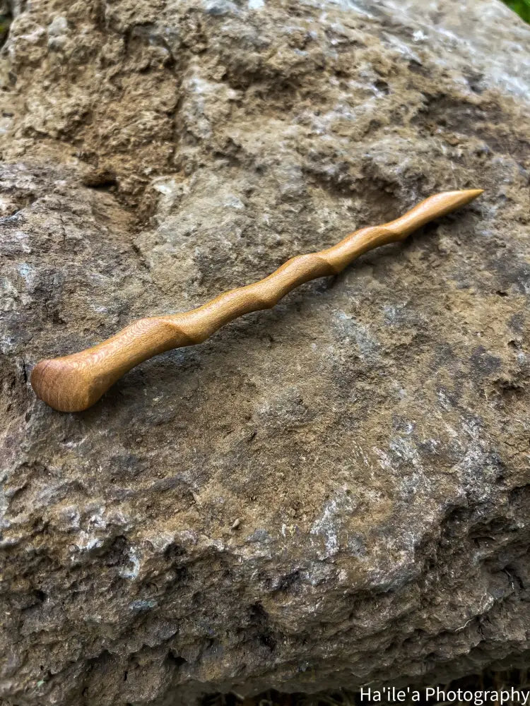 E OLA ANA - Mamane Hair Stick - Noʻeau Designers