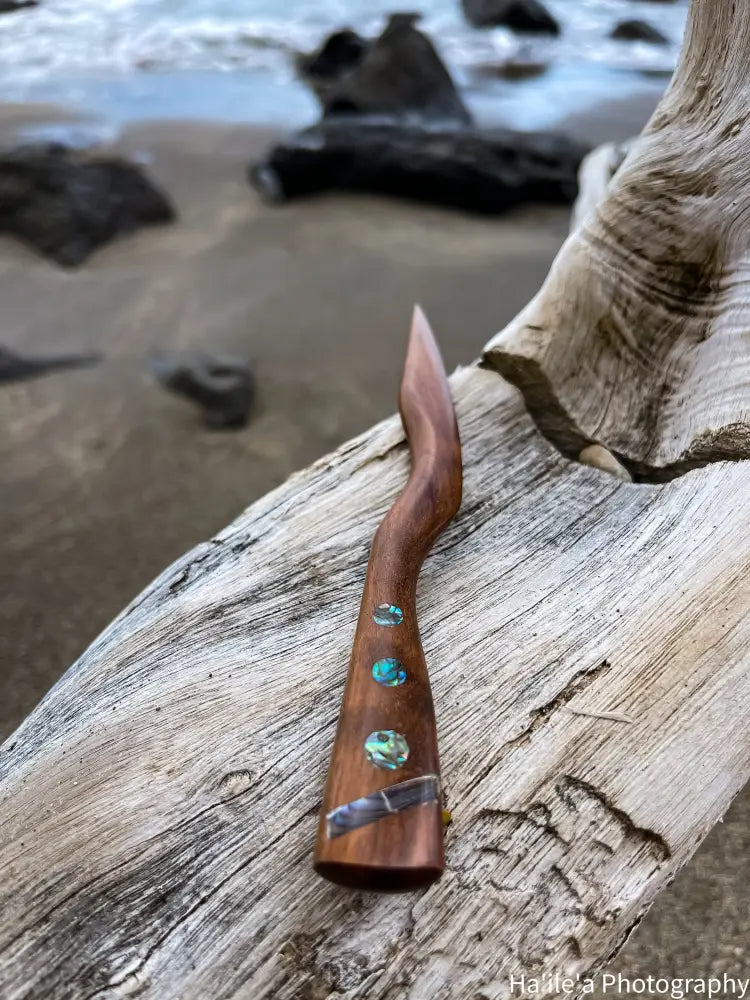 E OLA ANA - Paua Koaia Hair Stick - Noʻeau Designers