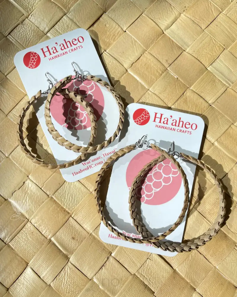 HAʻAHEO HAWAIIAN CRAFTS - ʻAmaʻu Natural Lahuhala Hoop Earrings - Noʻeau Designers