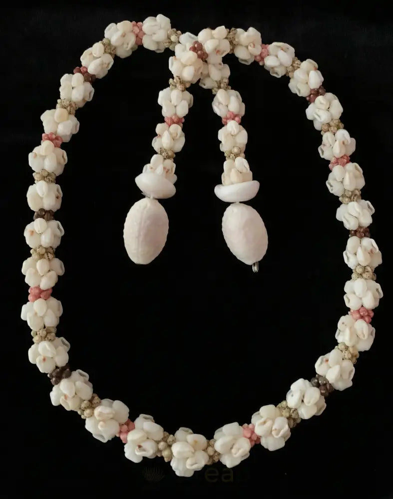 HAʻAHEO HAWAIIAN CRAFTS - Crownflower Niʻihau Shell Lei - Noʻeau Designers