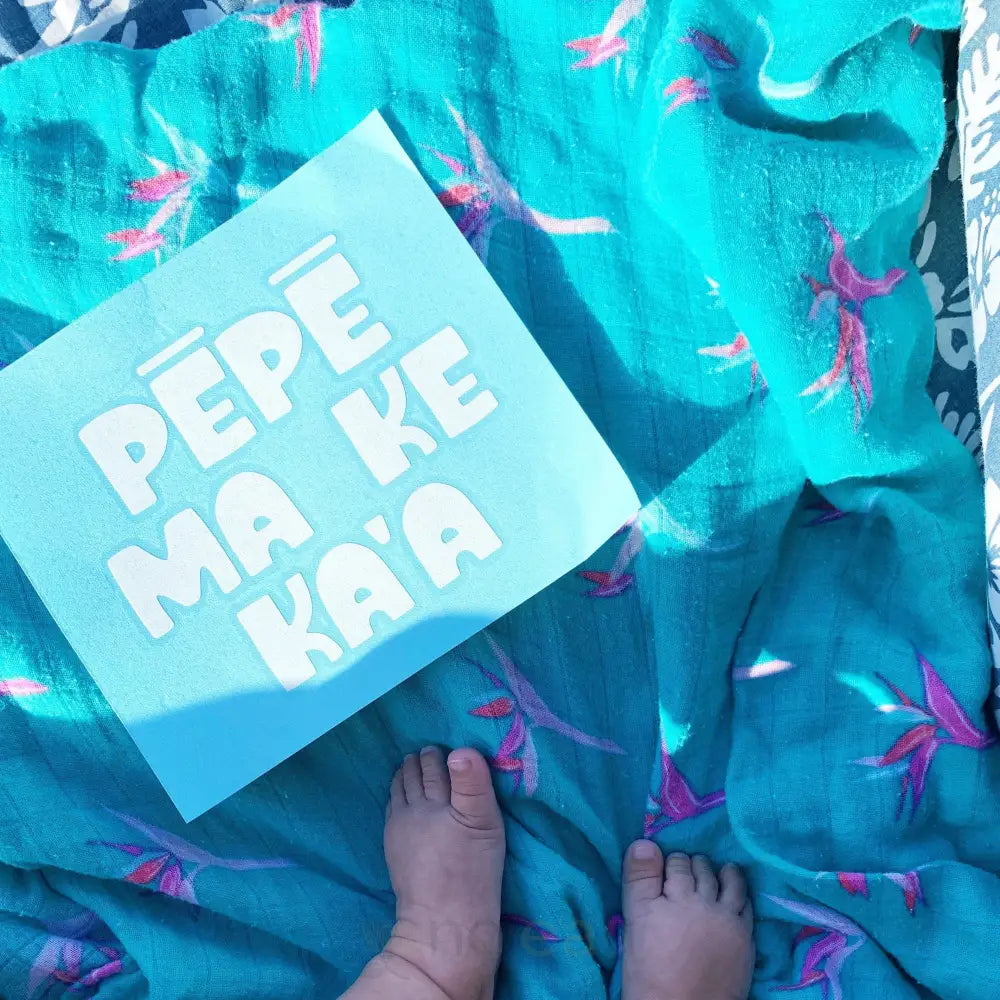HIHIʻO - Keiki/Pēpē Ma Ke Kaʻa Sticker - Noʻeau Designers