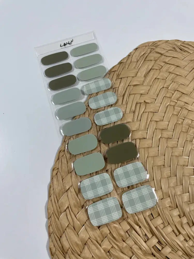 IWI NAILS - Pastel Palaka Collection - Noʻeau Designers