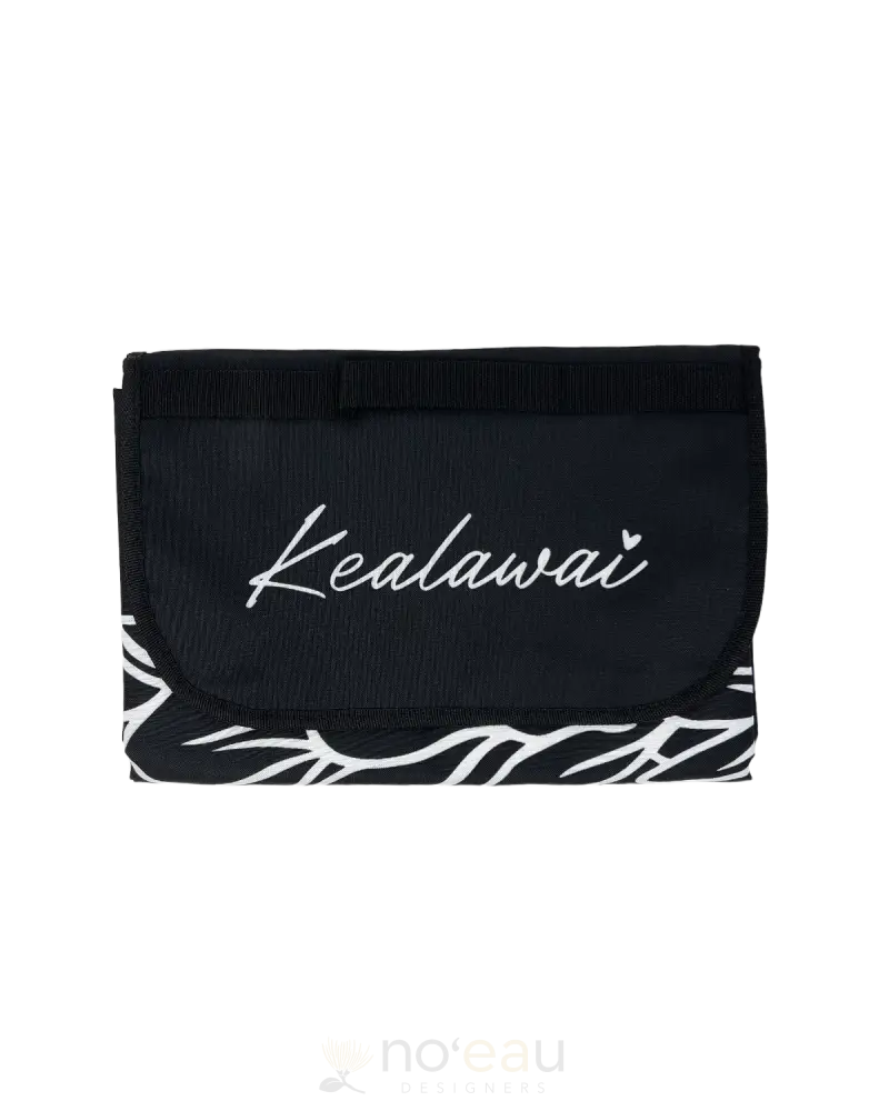 Kealawai - Assorted Picnic Mats Aloha / Black Accessories