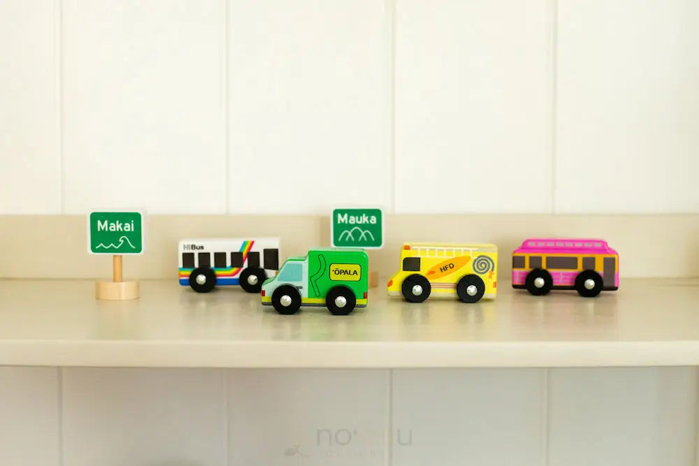 KEIKI KAUKAU - Holoholo Car Set - Noʻeau Designers