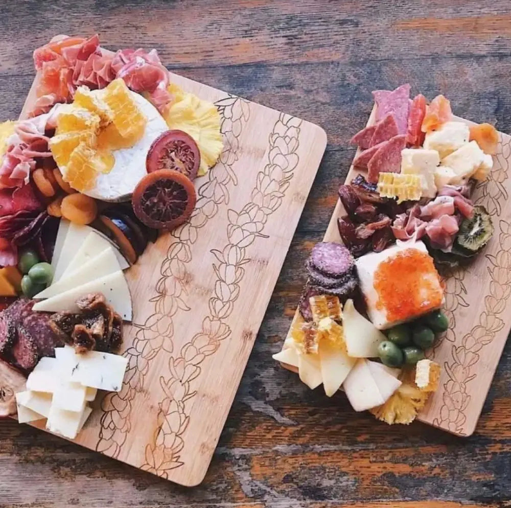 LAHAʻOLE DESIGNS - Pīkake Charcuterie Board - Noʻeau Designers