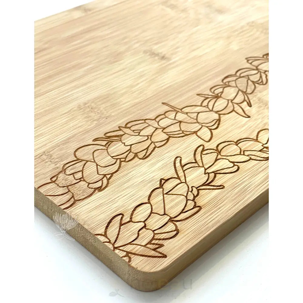 LAHAʻOLE DESIGNS - Pīkake Charcuterie Board - Noʻeau Designers