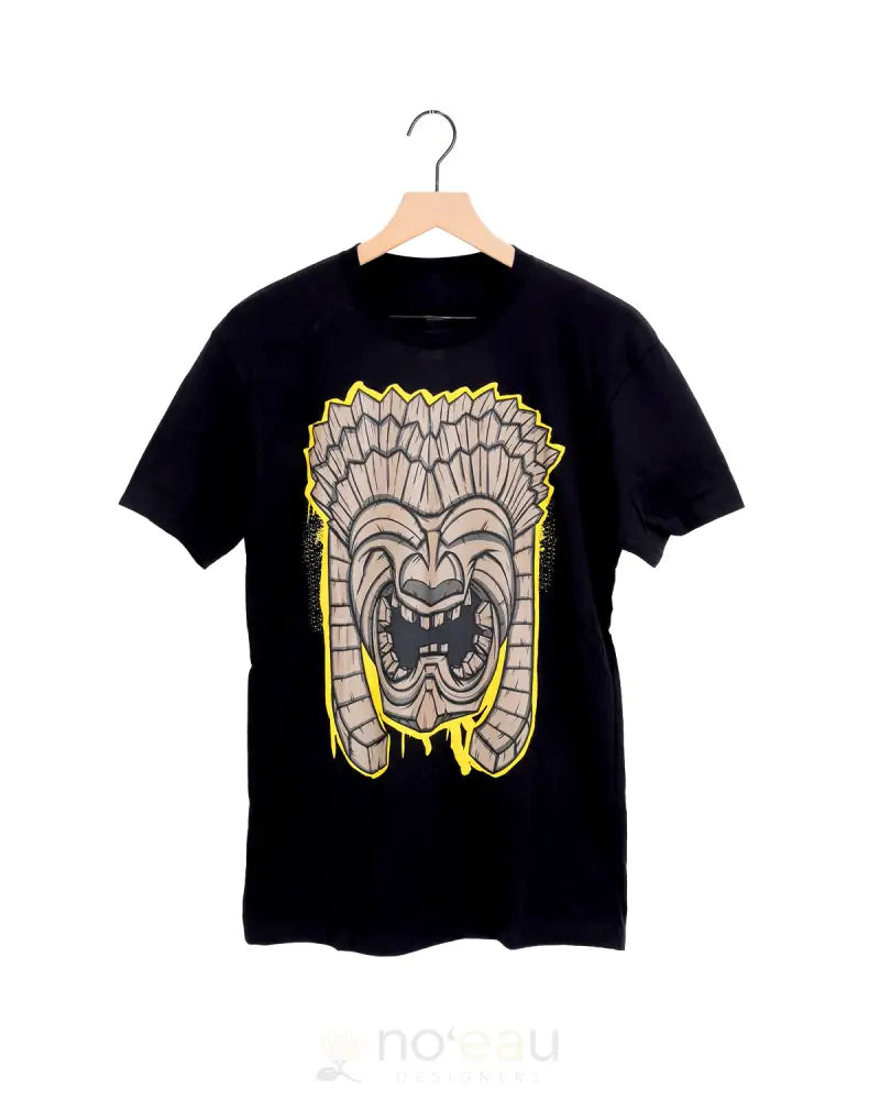 Makaku Designz - Ku T-Shirt Small / Black Men’s Clothing