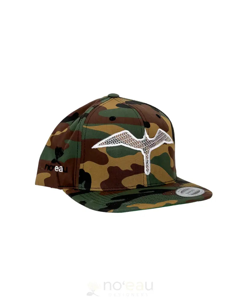 Noeau Designers - Classic Embroidered Iwa Bird Hats Camo / White Accessories