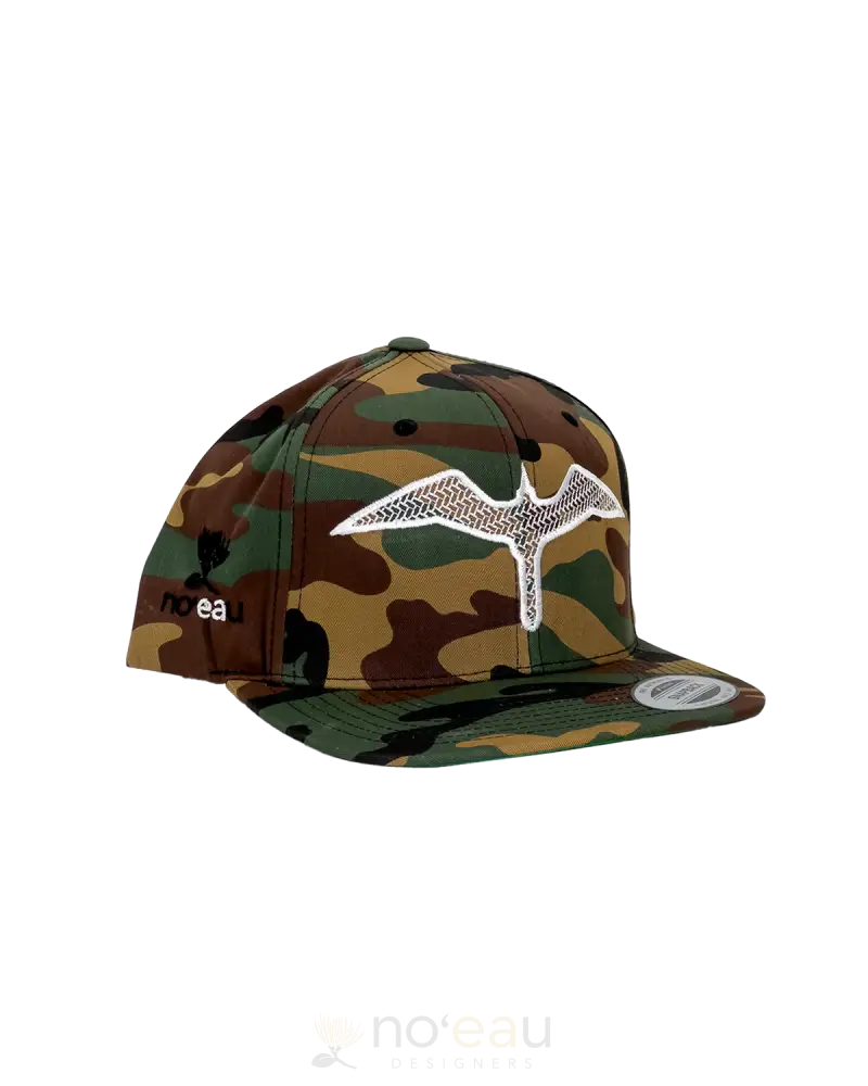 Noeau Designers - Classic Embroidered Iwa Bird Hats Camo / White Accessories