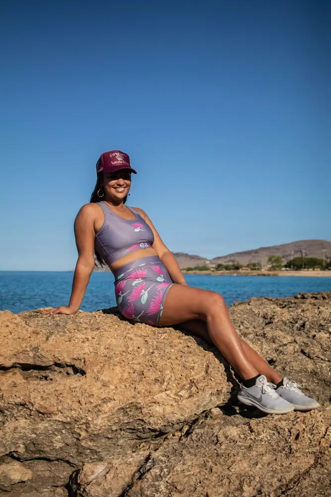 NOʻEAU DESIGNERS - Noʻeau Gray + Pink ʻŌhiʻa Biker Shorts - Noʻeau Designers