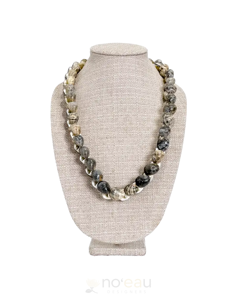 Papa Kine Things - Kupe’e Shell Necklace 26’’ Jewelry