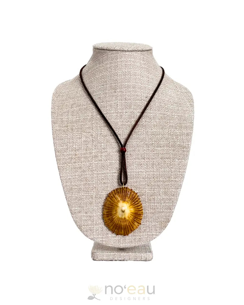 PAPA KINE THINGS - ʻOpihi Shell Pendant w/Cords – Noʻeau Designers