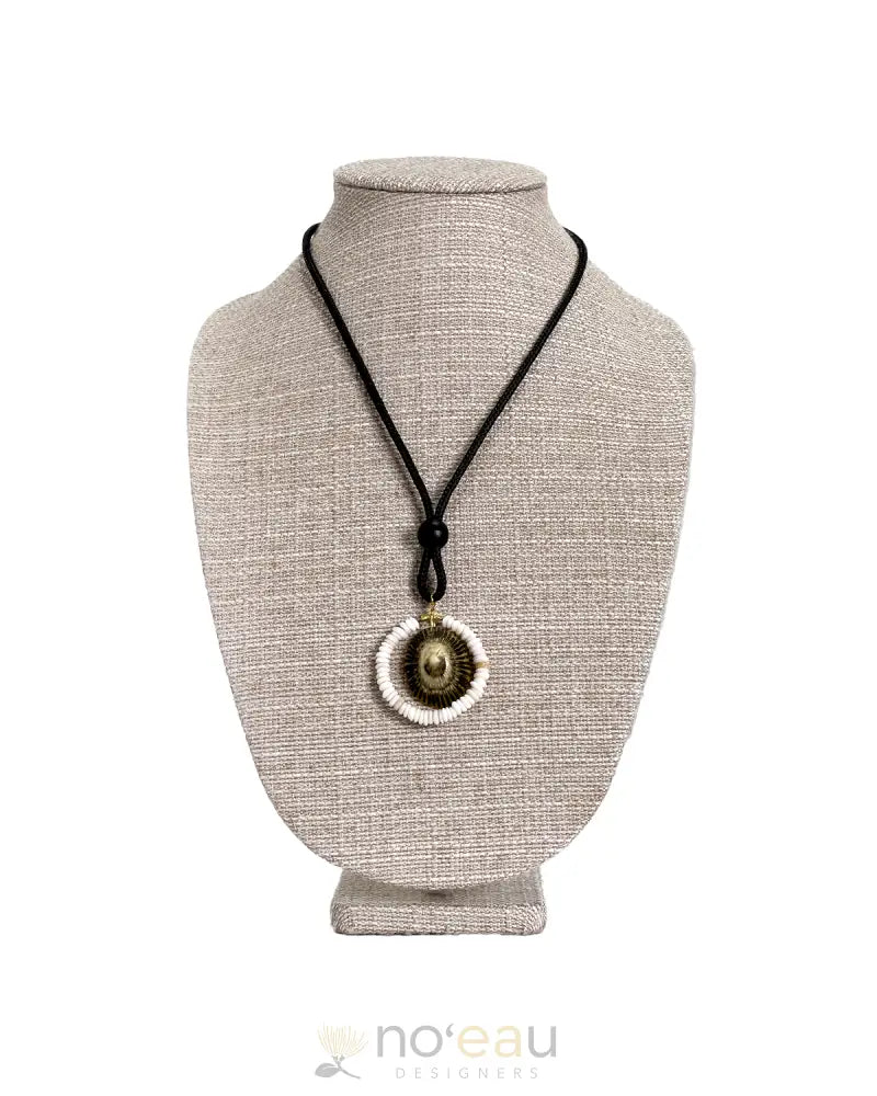 アクセサリー bigpapa PAPA KINE THINGS - Opihi Shell Pendant with Puka Shell Lei